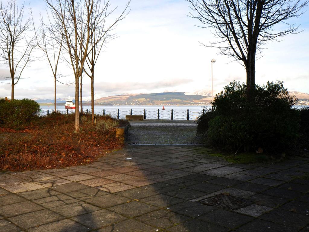 Hostel The Waterfront Greenock Zewnętrze zdjęcie